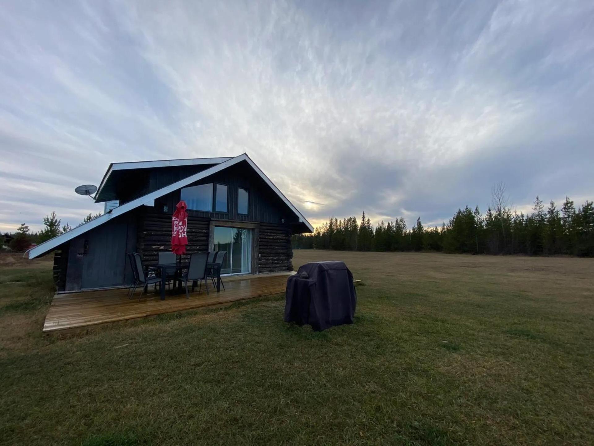 Woodhouse Cottages And Ranch 乔治王子城 外观 照片