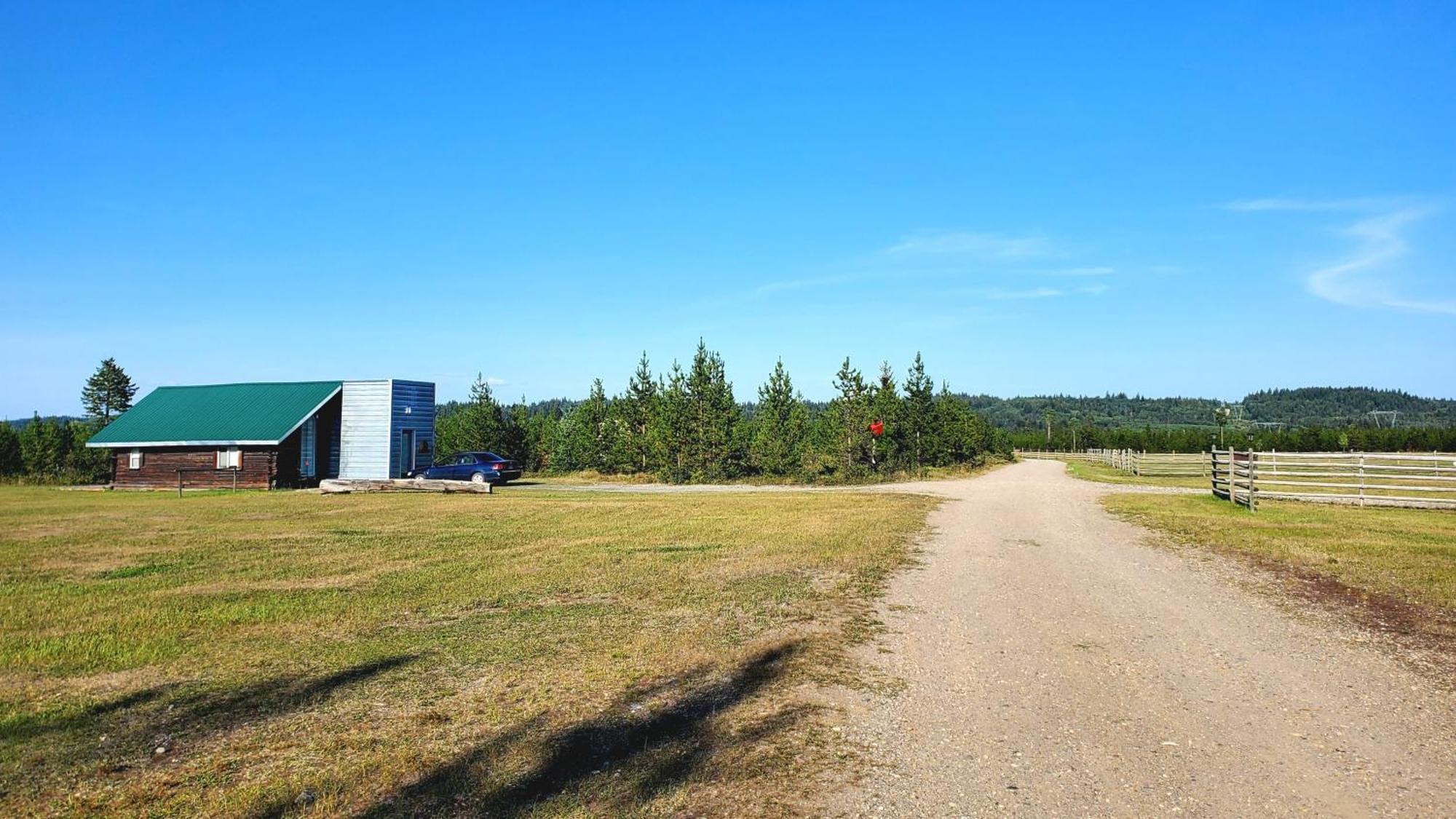Woodhouse Cottages And Ranch 乔治王子城 外观 照片